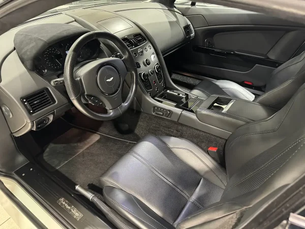 ASTON MARTIN